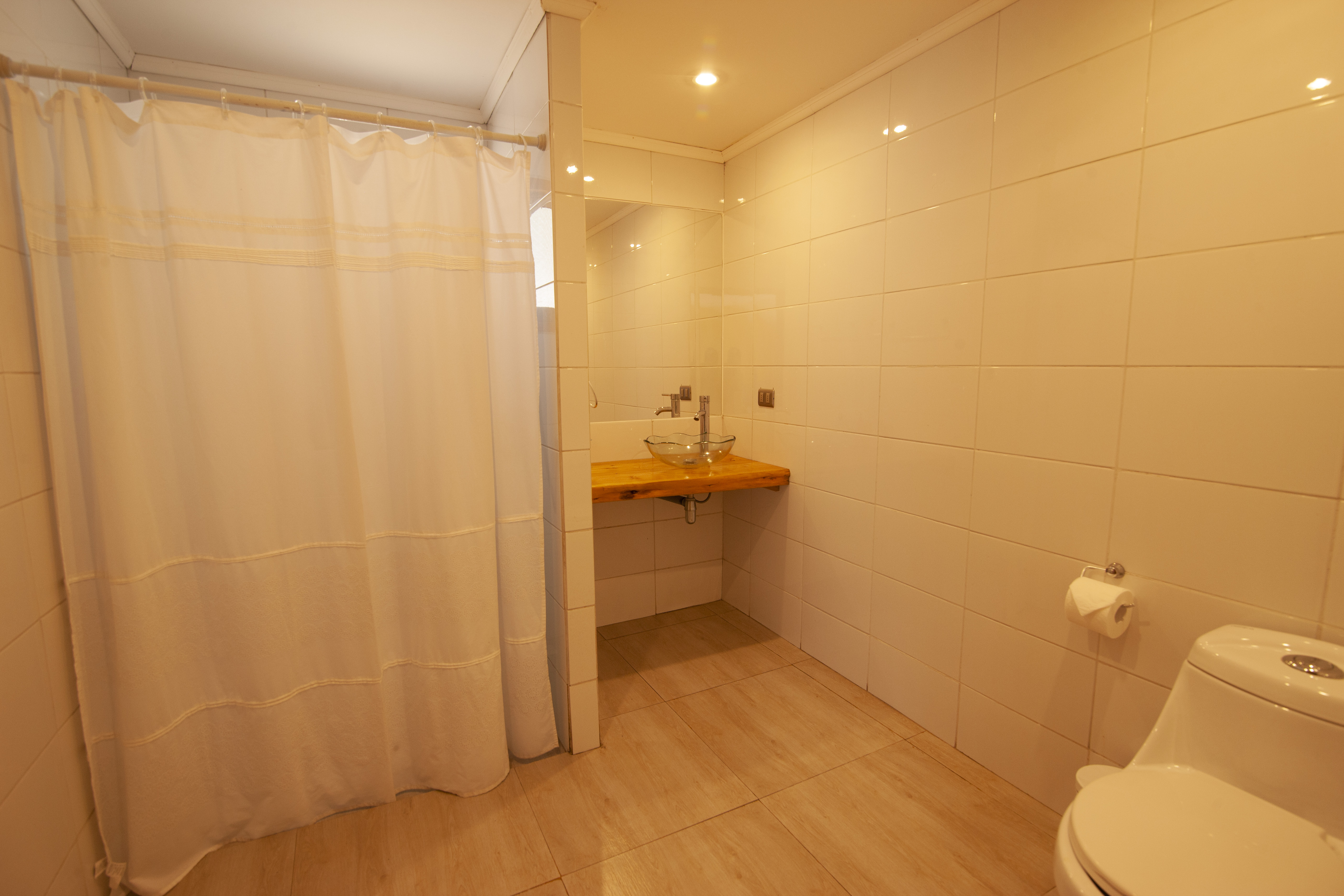 Baño en suite cabaña 1