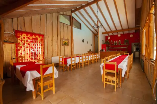 Cafetería · foto 1 · Cabañas Omilén Pucón
